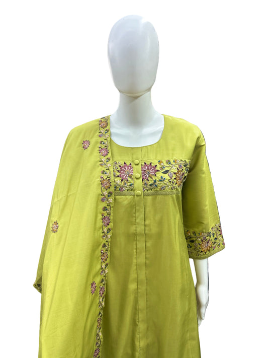 Exquisite Roman Silk 3-Piece Set in Fresh Pista Green