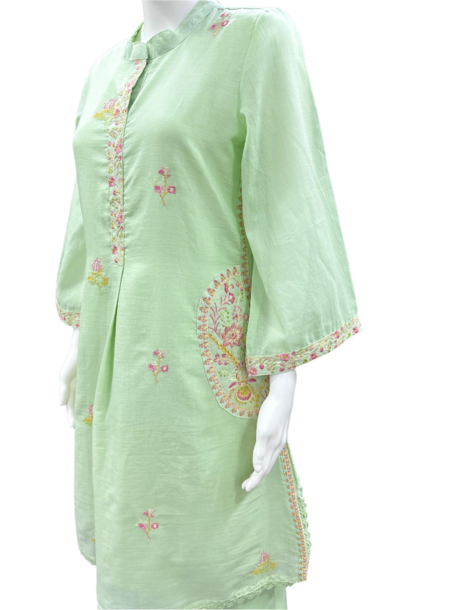 Mul Cotton 2 Piece Set with Bell Sleeves and Palazzo in Pista Color
