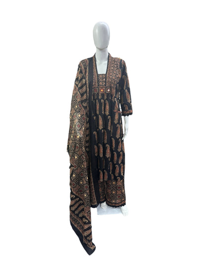 Breathable Cotton 3-Piece Ensemble - Exquisite Cutdana &amp; Mirror Work with Flowing Palazzo in Classic Black