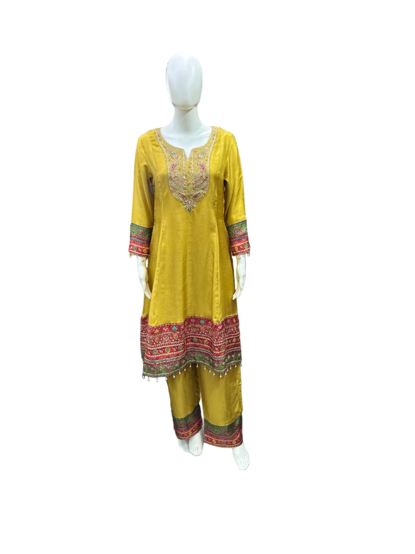 Exquisite Dola Silk 3-Piece Set in Rich Mustard