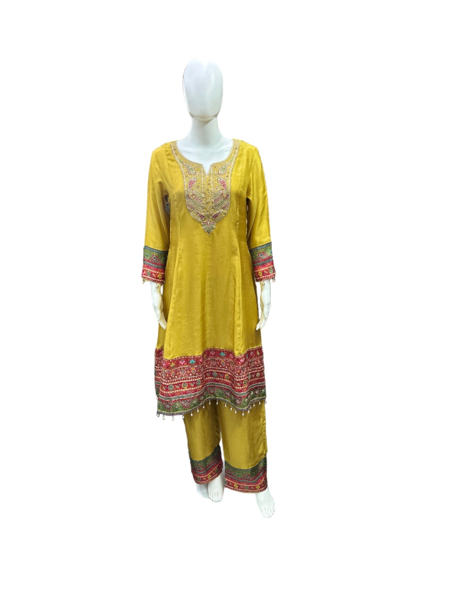 Exquisite Dola Silk 3-Piece Set in Rich Mustard