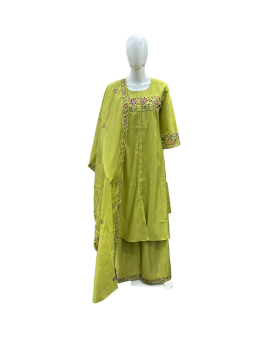 Exquisite Roman Silk 3-Piece Set in Fresh Pista Green