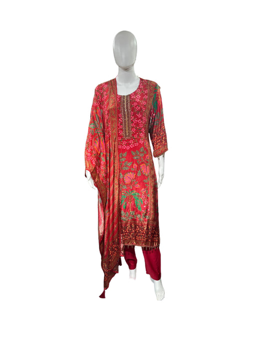 Exquisite Crepe 3-Piece Set in Rich Rani