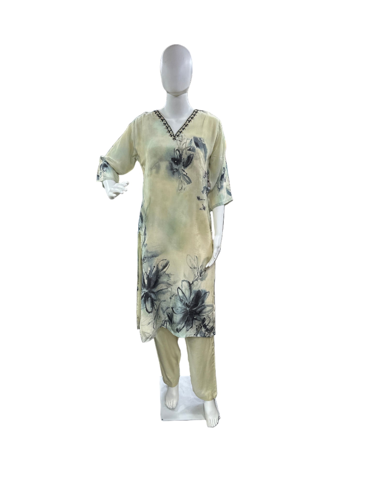 Elegant Crepe 3-Piece Set in Beige Grey